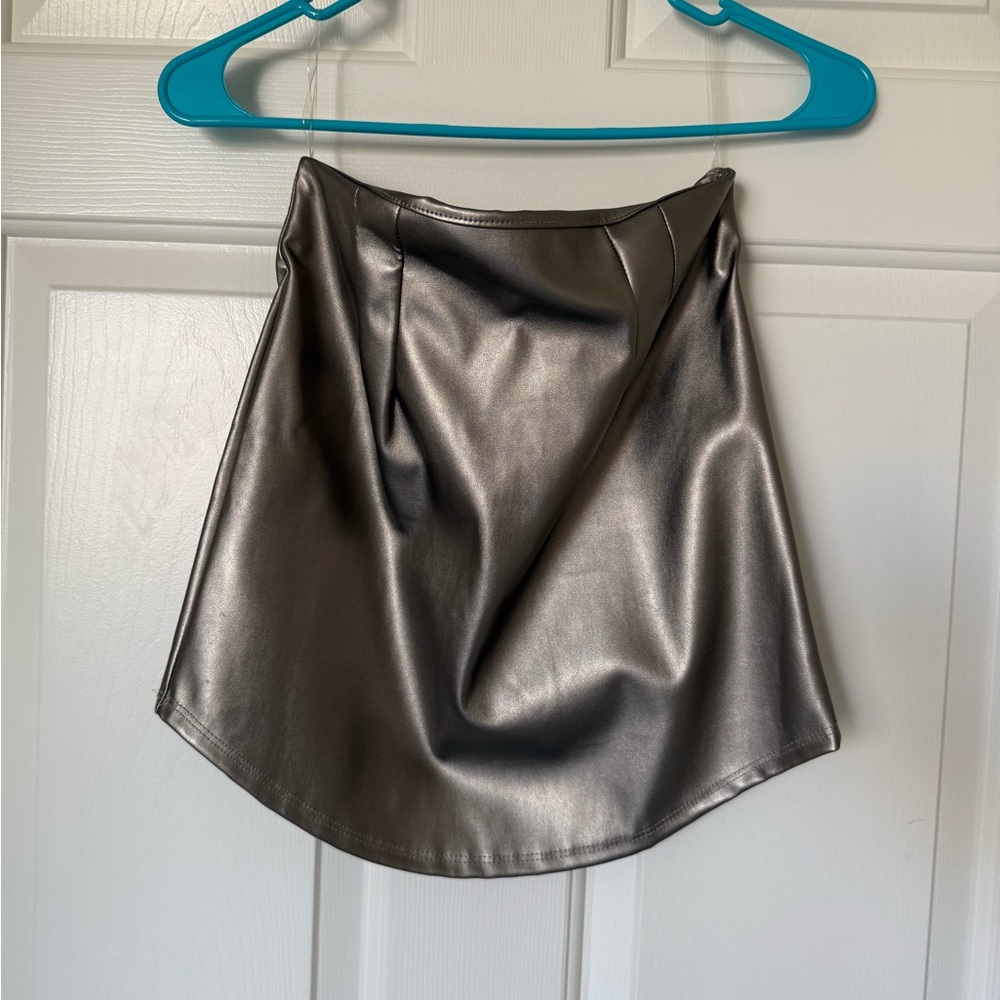 Windsor Silver Mini A-Line Skirt Asymmetrical Cocktail